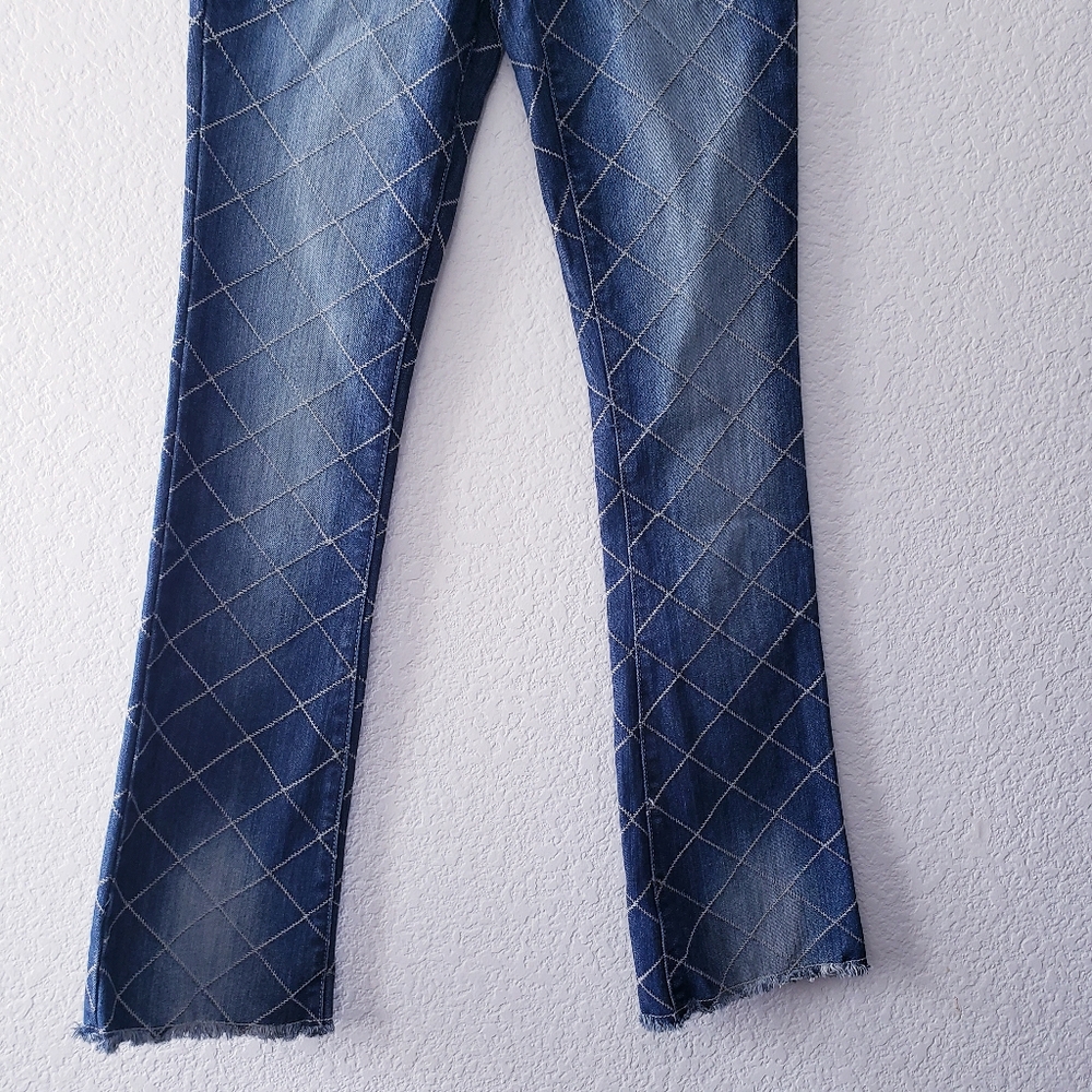 Almost Famous Stitch Pattern Jeans - Picture 4 of 11